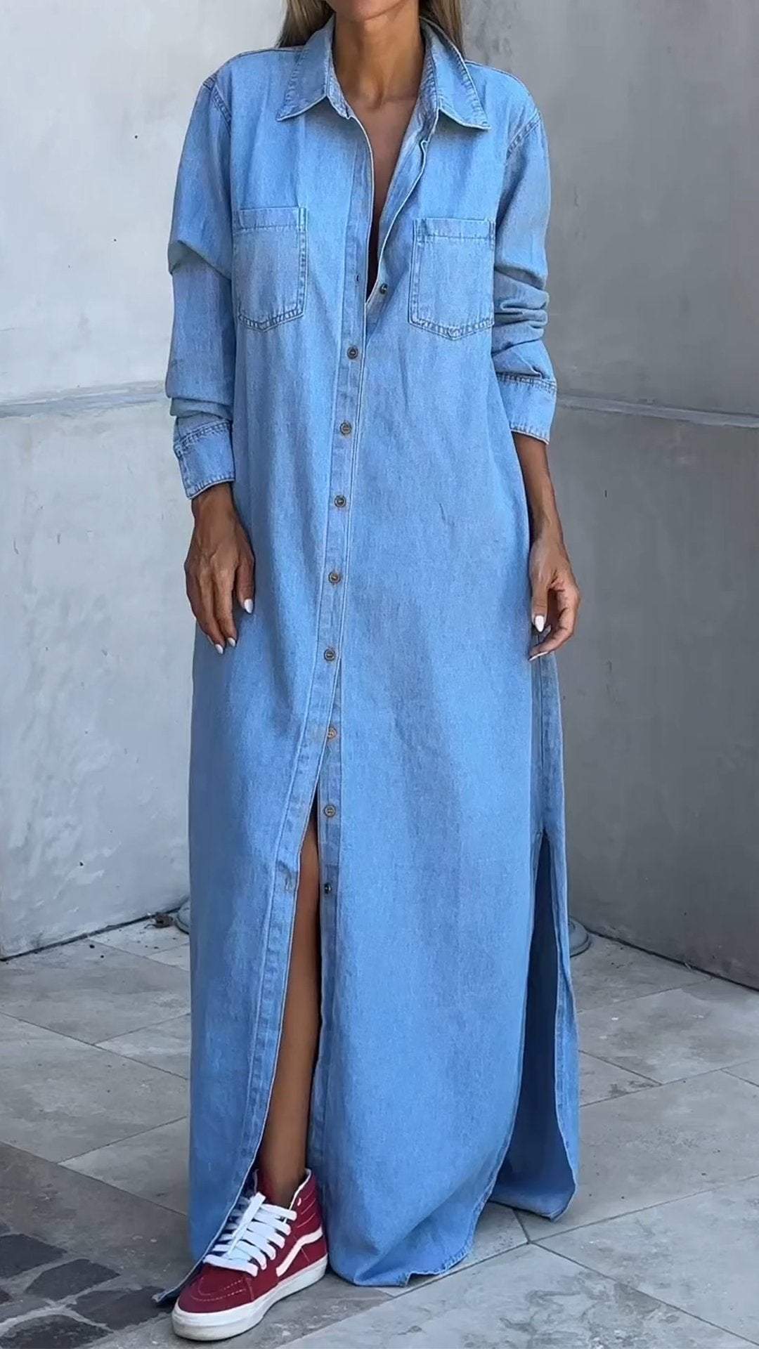 Chic women's long sleeve dress with elegant lapel collar, ideal for casual or smart-casual occasions.