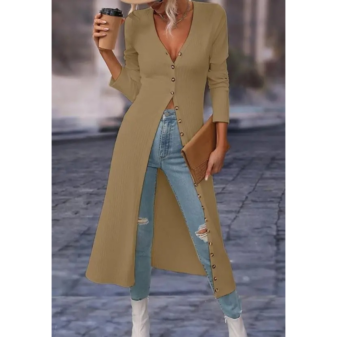 Versatile women's button jacket, ideal for casual and stylish everyday layering.