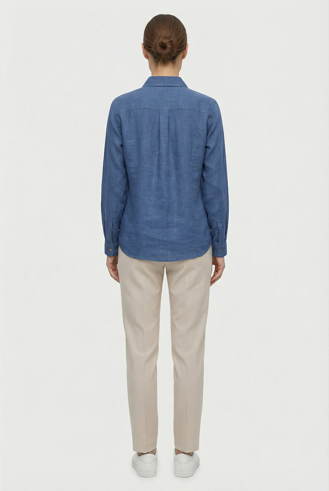 Everyday wear women's shirt with a relaxed, loose fit and breathable material