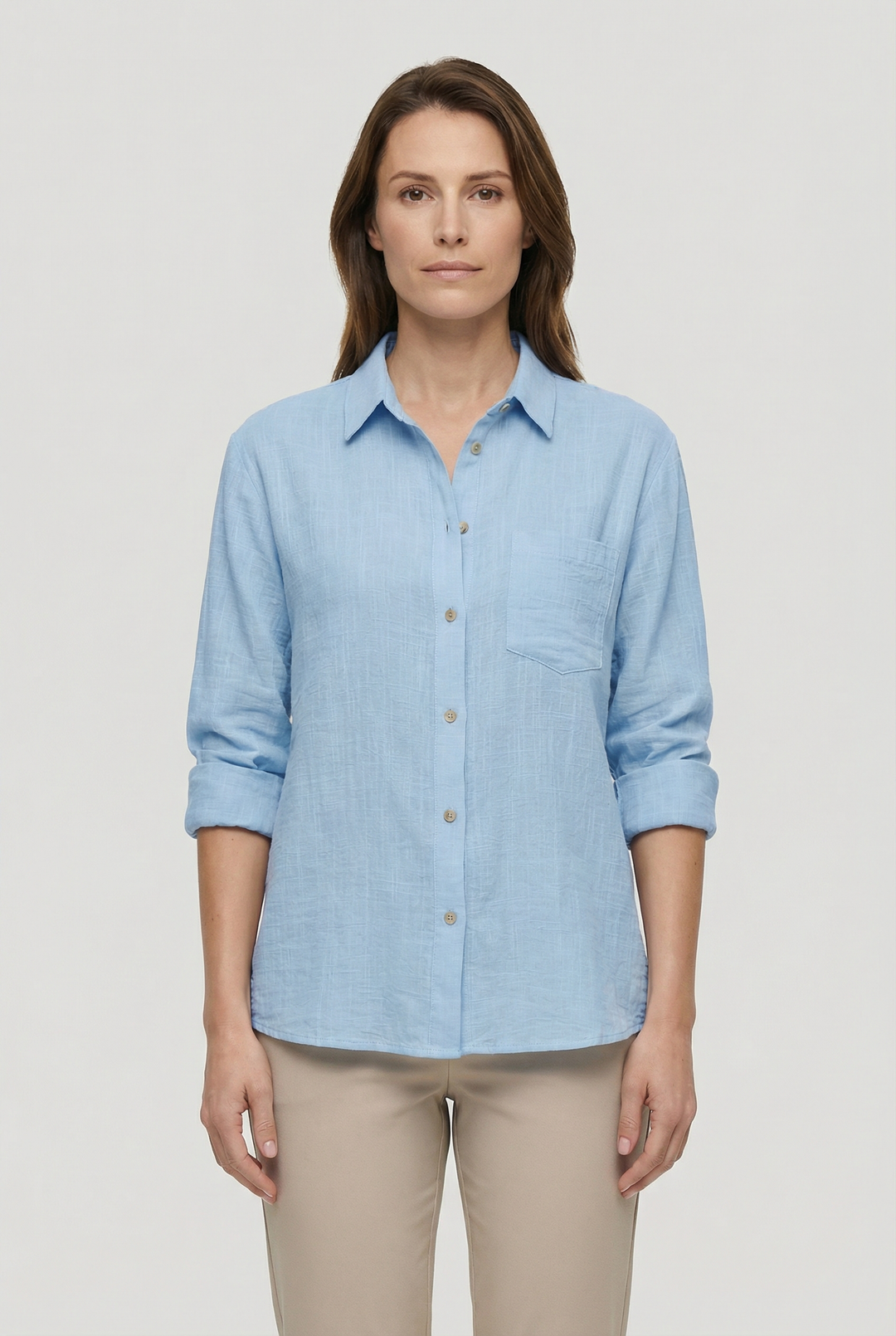 Women's breathable summer shirt with a loose fit for a relaxed feel