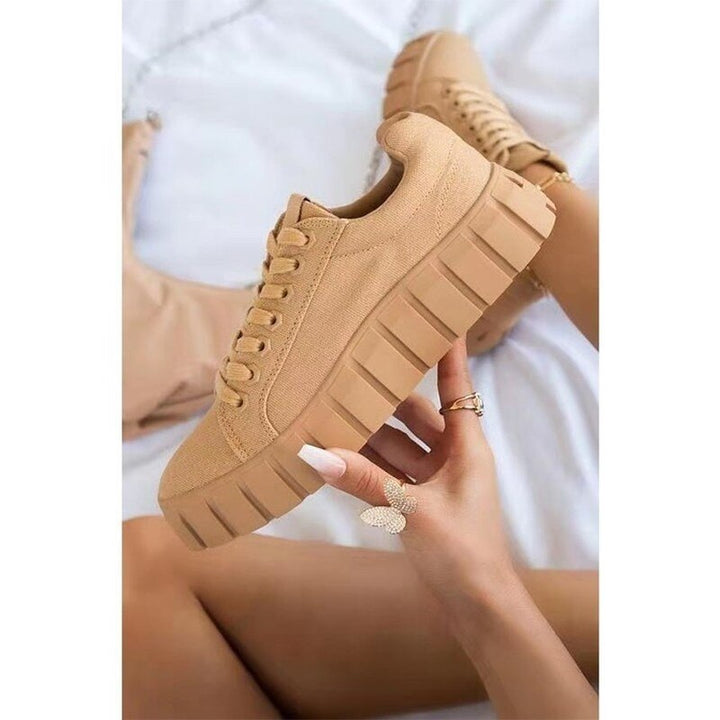 Comfortable women's trainers with a versatile low top design for stylish outfits.