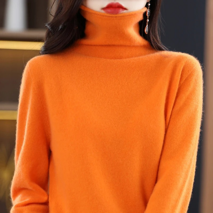 A versatile piece: women's roll neck sweater for all seasons