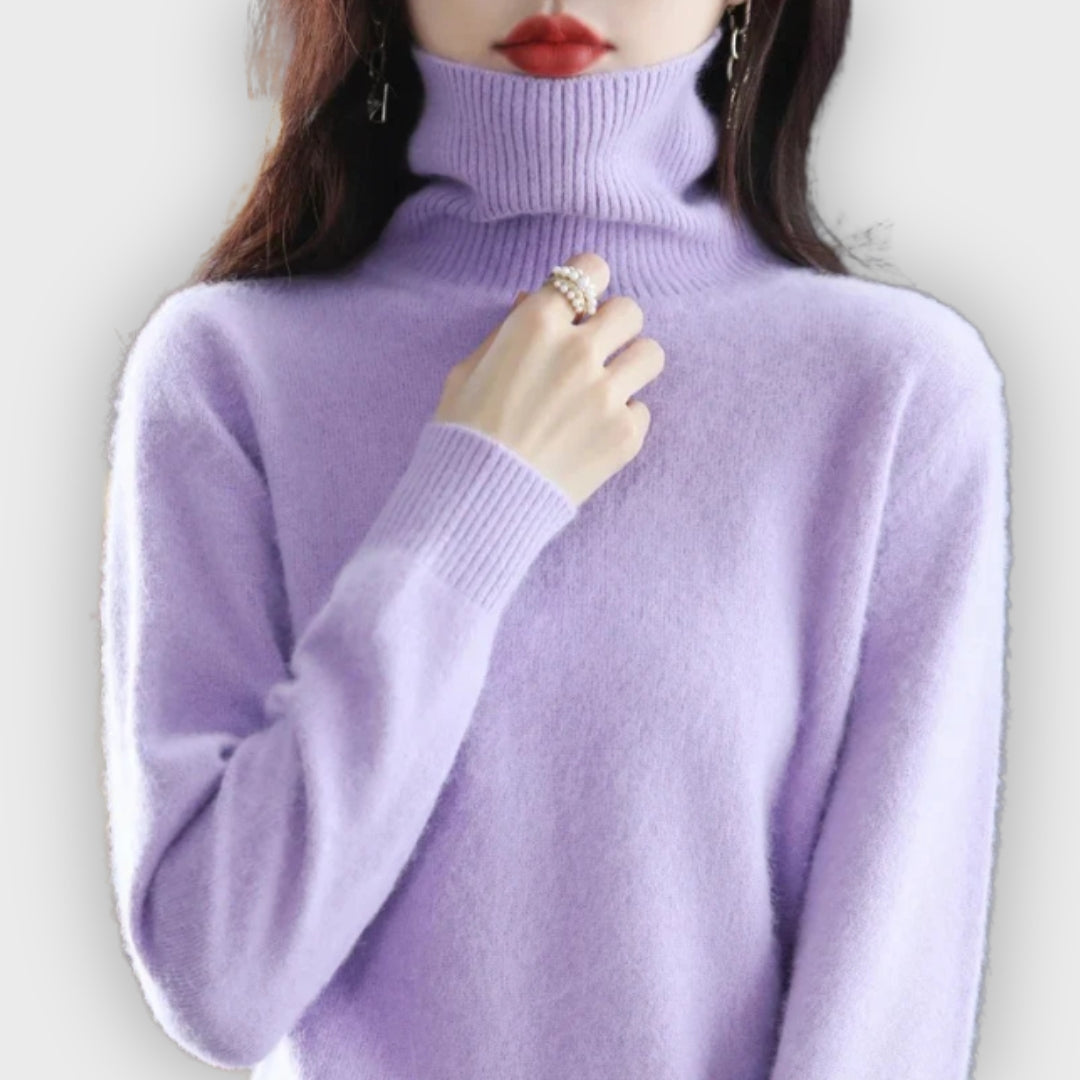 The perfect winter essential: women's versatile cashmere turtleneck knitwear.
