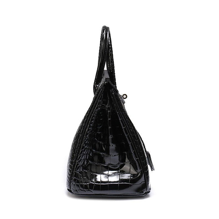 Elegant and functional cognac leather tote bag