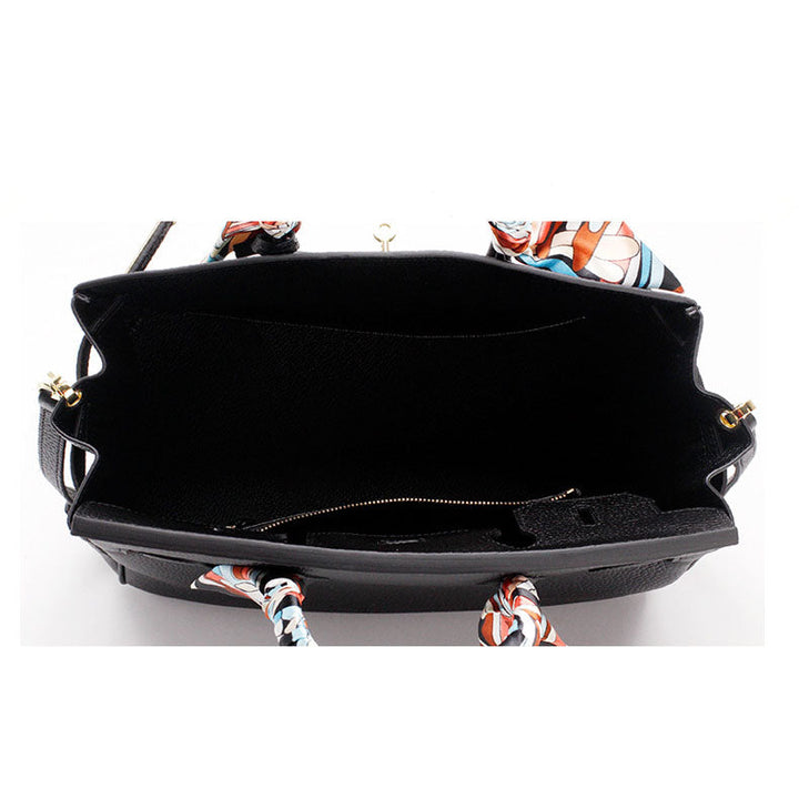 Chic and practical women's purse, cognac leather