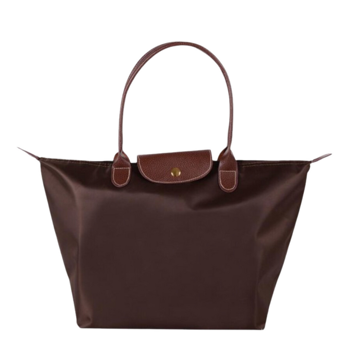 Chic women's zipper tote bag in rich leather, a versatile and stylish handbag.