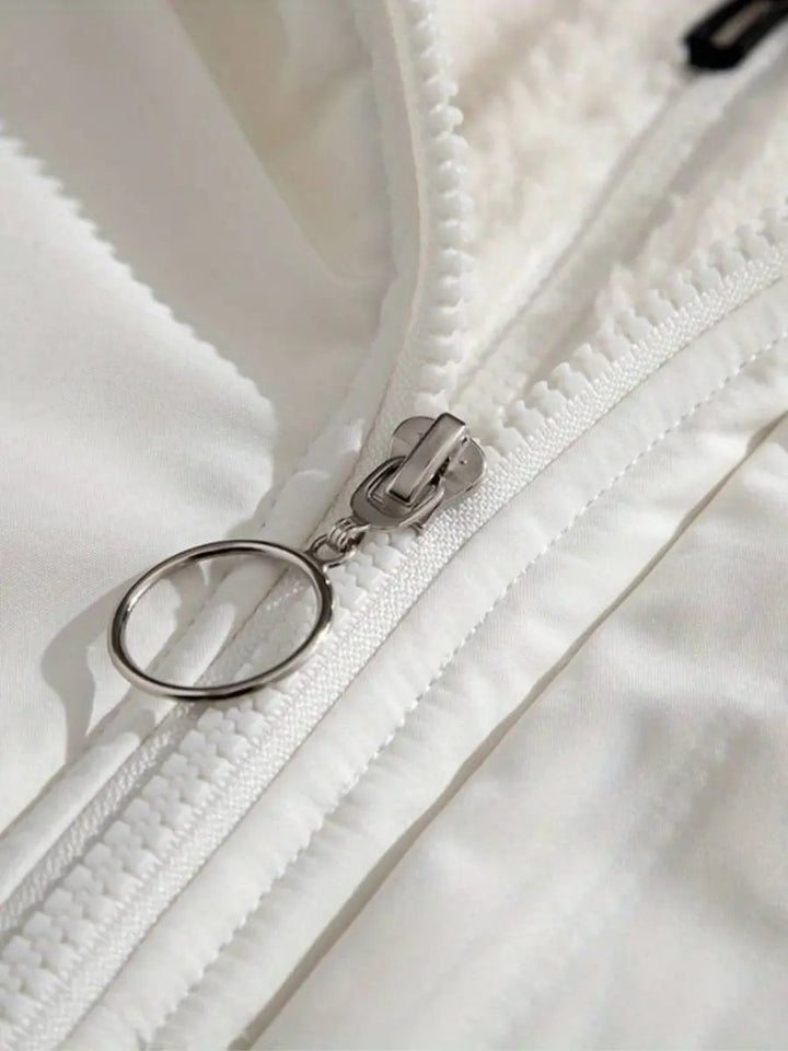 Stylish women's winter jacket, a comfortable and warm puffer for daily use.