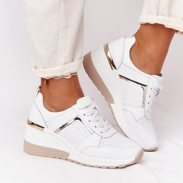 Marre women's athletic shoes, offering orthopedic arch support for all-day comfort & pain relief.