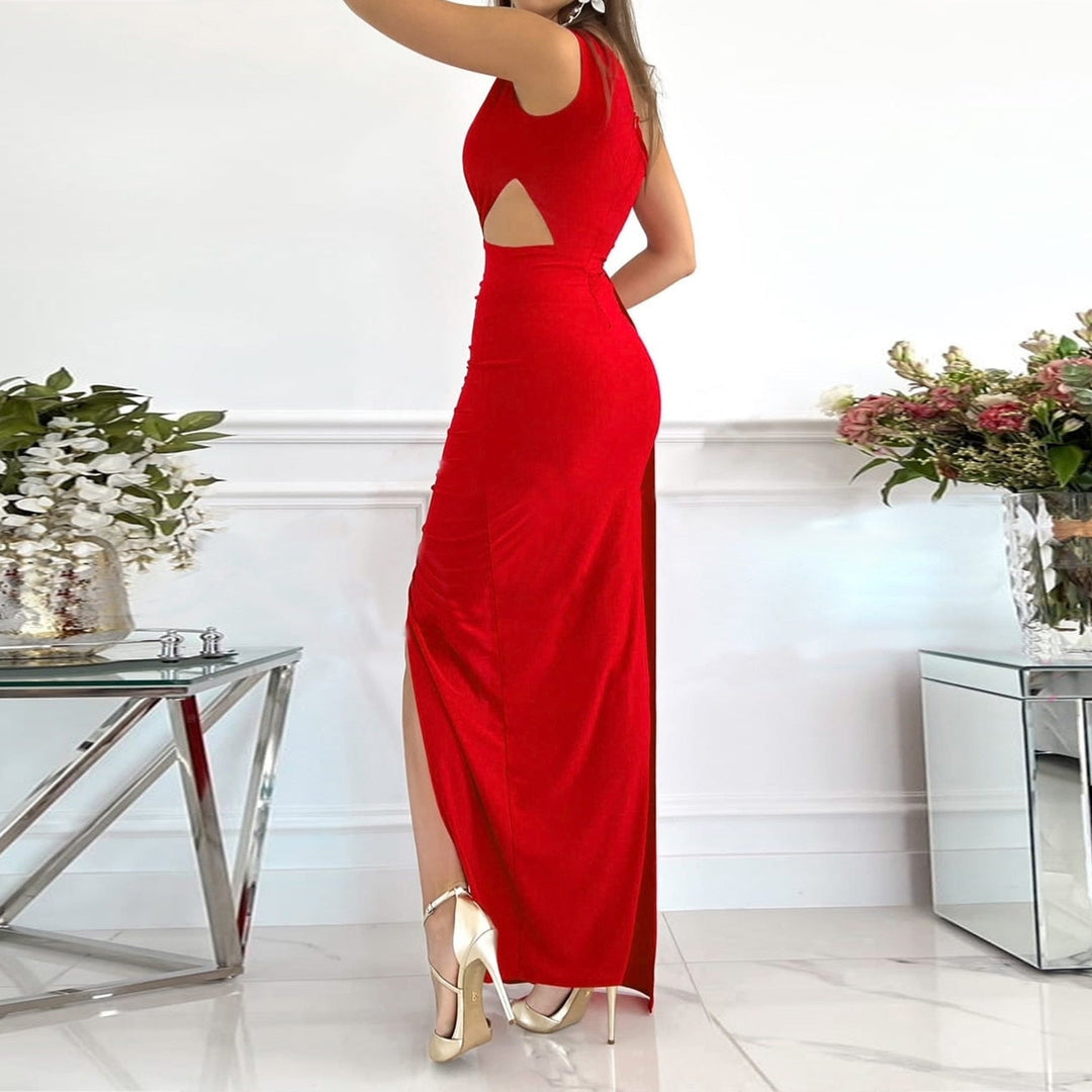 Women's one-shoulder draped waist maxi dress, a chic evening gown with a flattering split hem for formal parties.