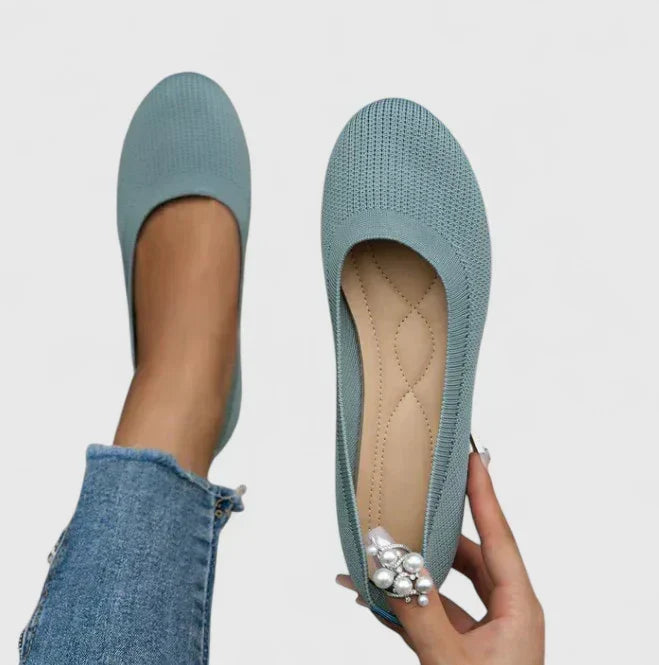 Orthopaedic women's shoes focused on pain relief, with superior comfort and vital posture support.