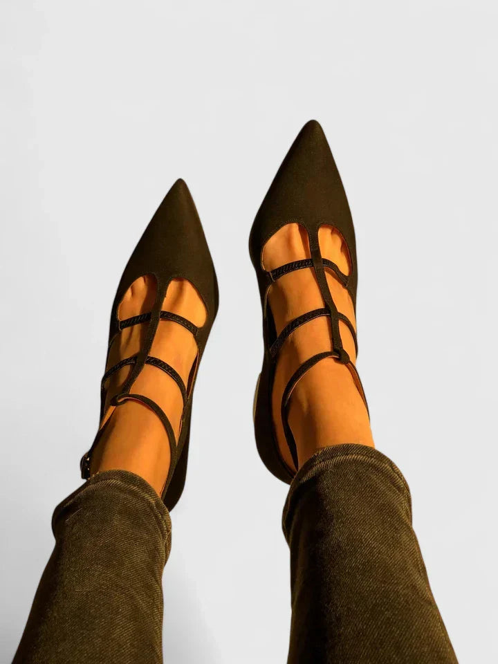 Chic women's orthopaedic heels, engineered for ultimate support and luxurious comfort in every step.