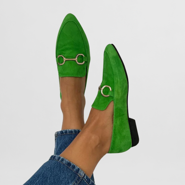 Women's orthopaedic loafers, ideal for summer comfort & foot support. Stylish slip-on flats in vibrant color.