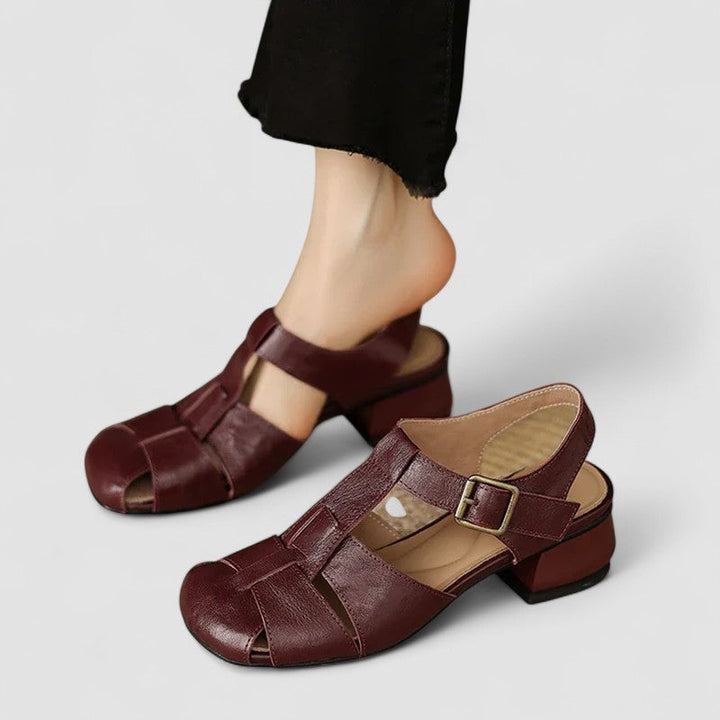 Women's orthopaedic Mary Jane shoes: stylish comfort sandals with arch support for daily wear.