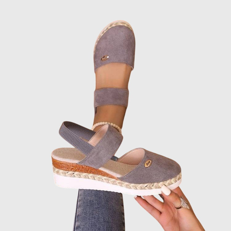 Lightweight women's platform sandals, orthopaedic support perfect for summer and long wear.