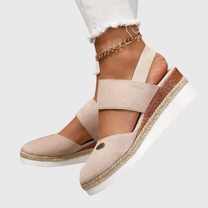 Enjoy comfortable walking with these women's orthopaedic sandals, designed for arch support & foot pain relief.