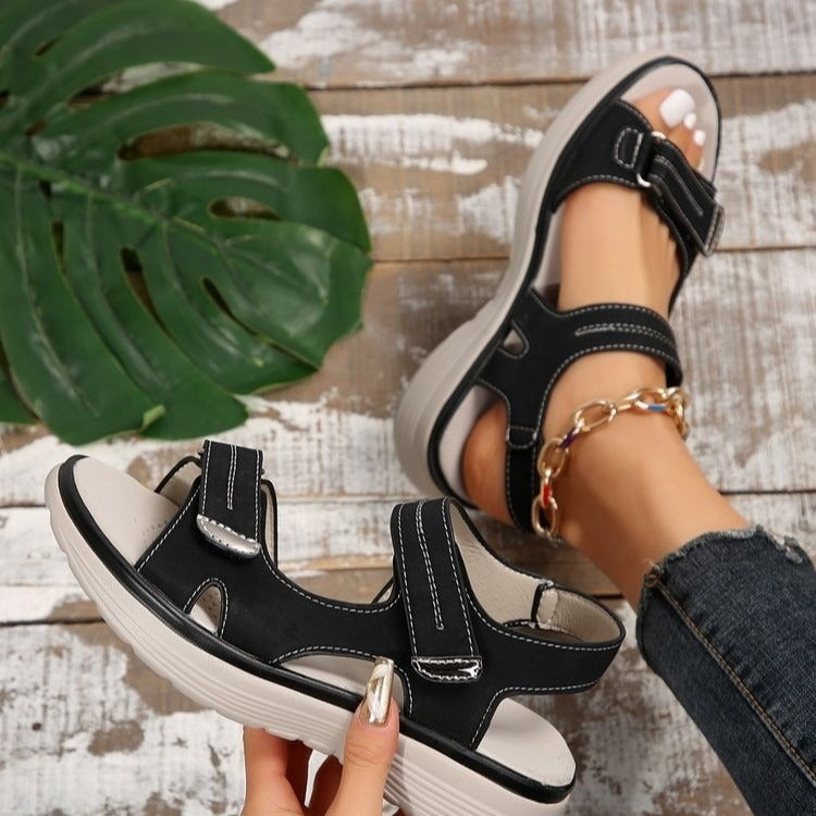Adjustable casual women's orthopaedic sandals, perfect for summer walking & support.