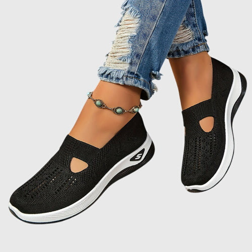 Casual women's slip-on orthopaedic shoes, perfect for everyday comfort and support.