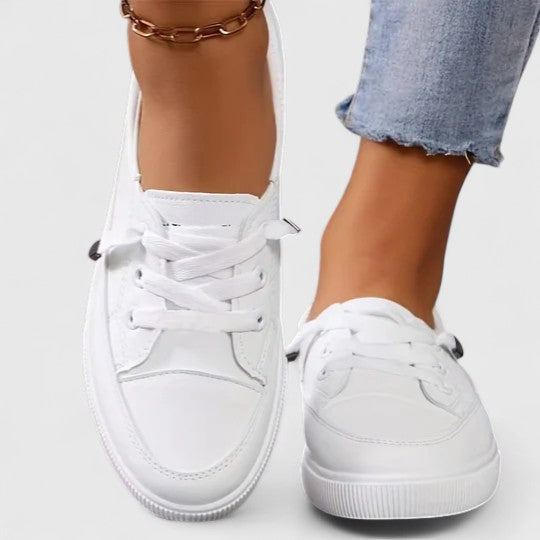Women's orthopaedic sneakers for all-day comfort, providing excellent foot support and cushioning.