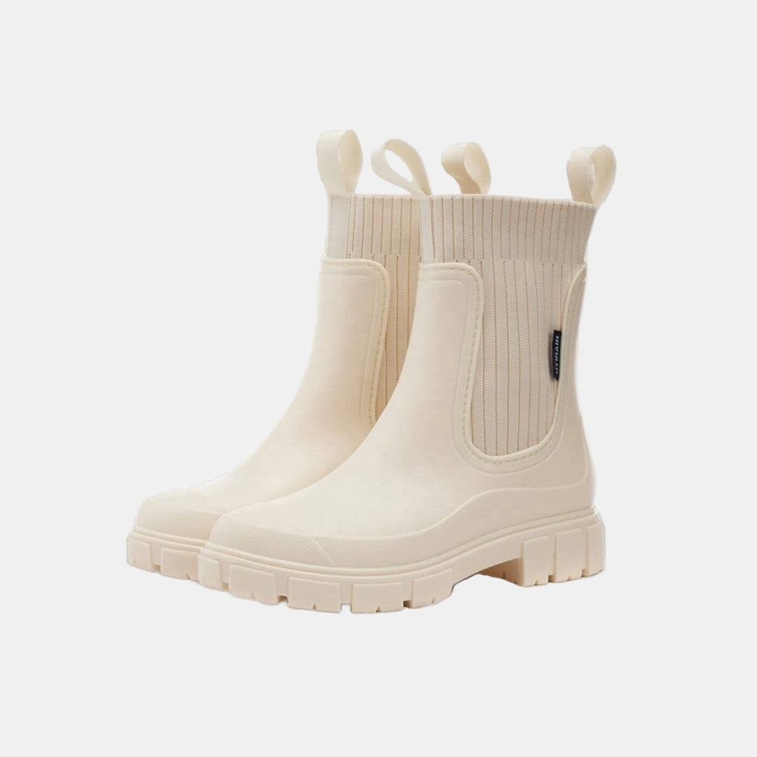 Versatile women's support boots, orthopaedic design for ultimate comfort, ideal for daily and travel.