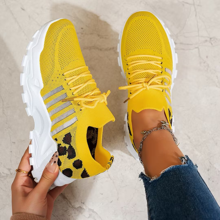 Women's comfort trainers: shock-absorbing, ergonomic, ideal for daily wear.