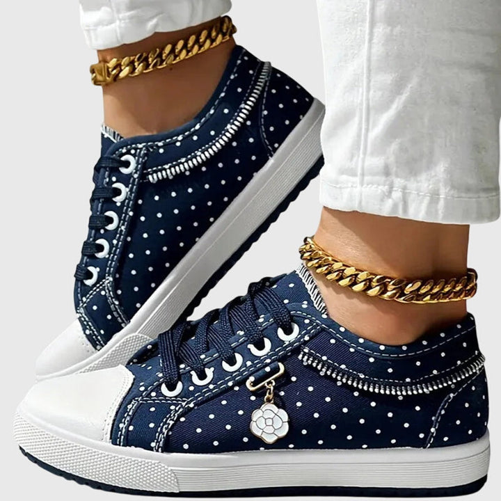 Versatile women's comfort sneakers, ideal for walking, casual wear, & a supportive everyday experience.