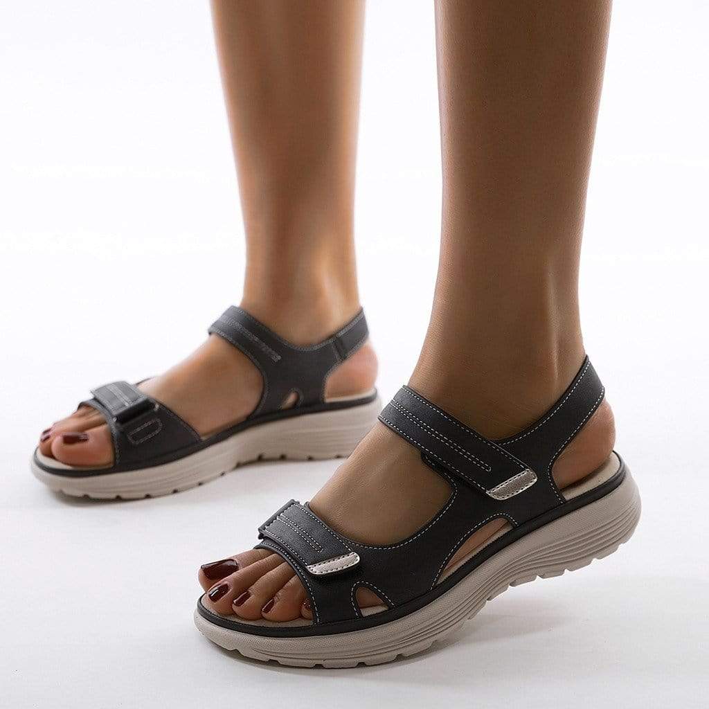 Women's orthopaedic walking sandals with arch support for comfortable all-day wear
