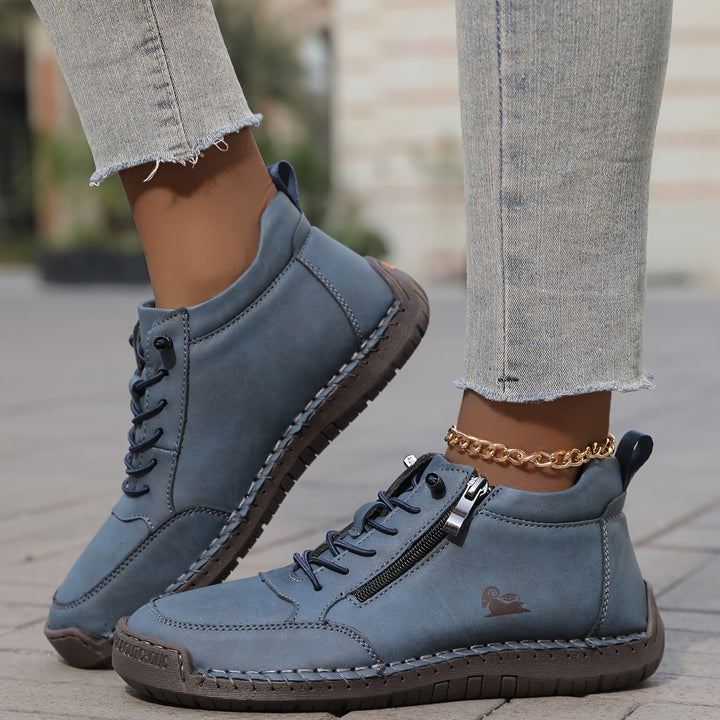 Ergonomic women's sneakers, ideal for arch support and all-day comfort.