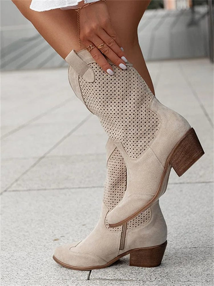 Durable women's orthopaedic western boots, ideal for everyday comfort and versatile styling.