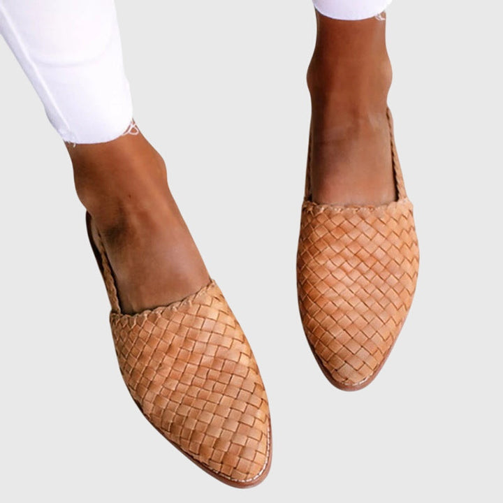Women's orthopedic comfort sandals with arch support, providing foot pain relief for casual summer wear.