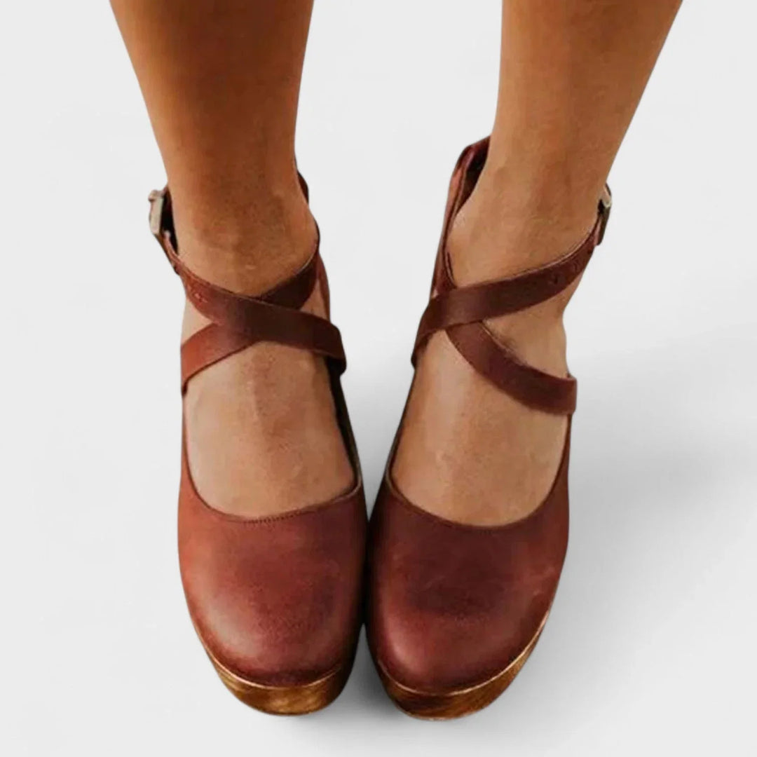 Elegant women's platform sandals, closed-toe design, offering orthopedic comfort & supportive walking.