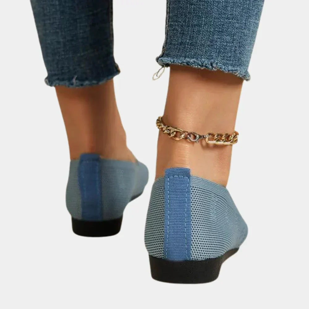 Elegant women's orthopedic support shoes with a sleek design, perfect for casual wear.