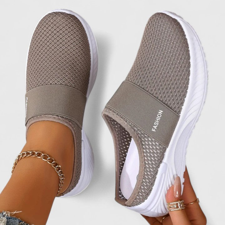 Lightweight women's casual sneakers, providing orthopedic comfort & foot stability.
