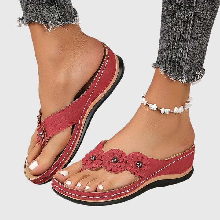 Comfortable women's orthopedic sandals, ideal for summer casual wear, beach, and travel.