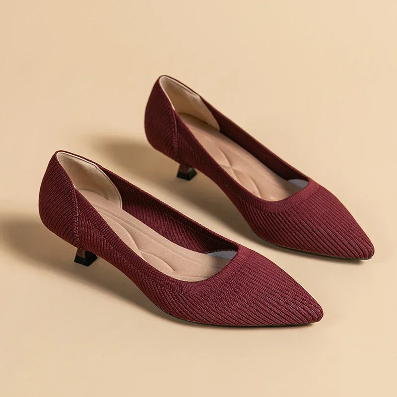 Detailed view: Women's elegant heeled sandals with orthopedic arch support for comfort.