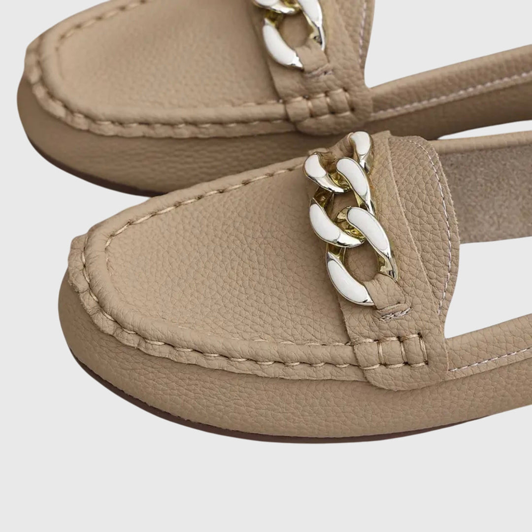 Stylish women's flats, suitable as casual or dress shoes. Orthopedic loafers providing comfort and support.