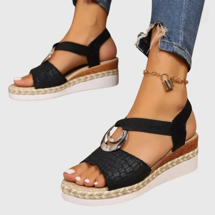 Women's adjustable orthopedic open-toe sandals, providing arch support for comfortable summer walking.