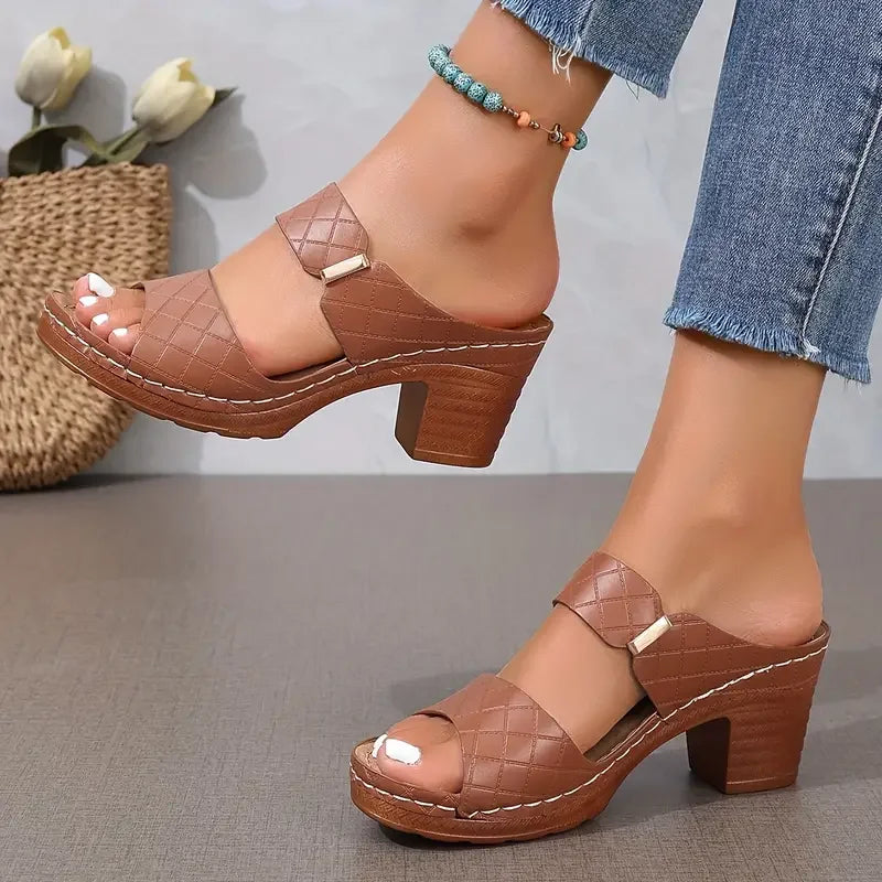 Elegant women's quilted platform sandals, orthopedic support, stylish block heel for summer outfits.