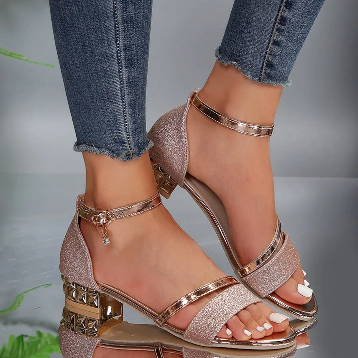 Supportive women's sandals for foot pain relief, featuring orthopedic comfort and adjustable arch support.