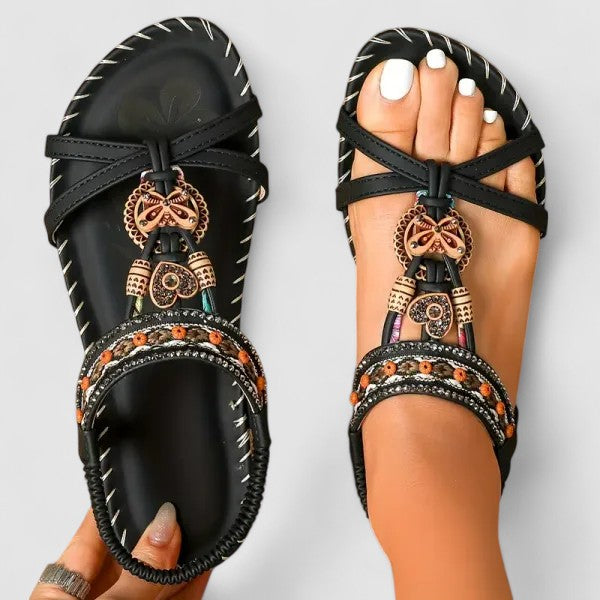 Stylish women's comfort sandals with foot support, perfect for casual summer wear and long walks.