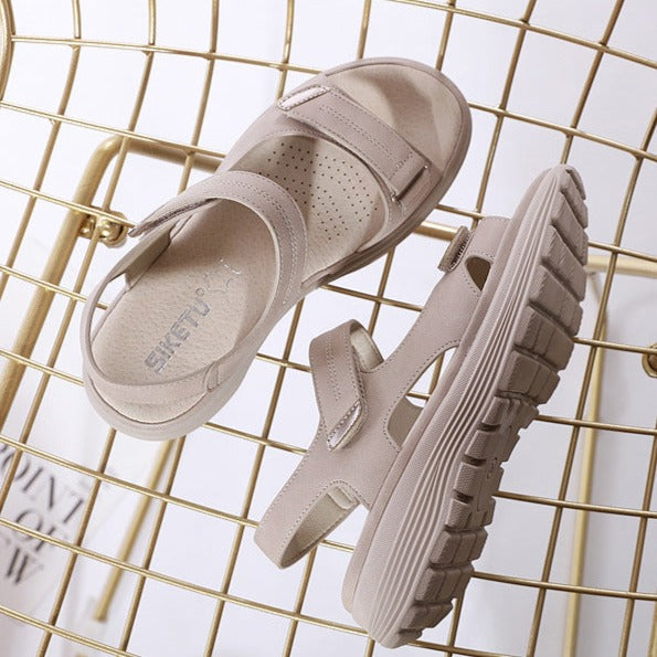 Stylish women's adjustable sandals, designed with supportive orthopedic features & cushioned footbed.