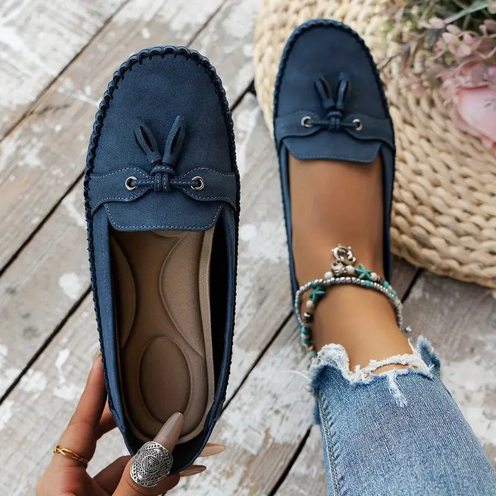 Smart casual women's orthopedic loafers, elegant tassels & arch support for all-day comfort.