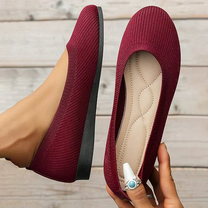 Everyday women's shoes: breathable, anti-slip, orthopedic, with soft sole for posture correction & comfort.