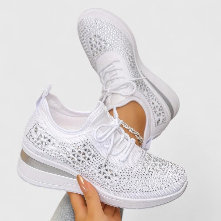 Casual orthopedic walking shoes for women, featuring a wide toe box for enhanced comfort & support.