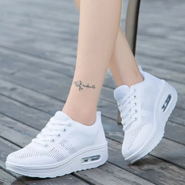 Comfortable women's orthopedic walking shoes, featuring an air cushion sole for enhanced foot & joint support.