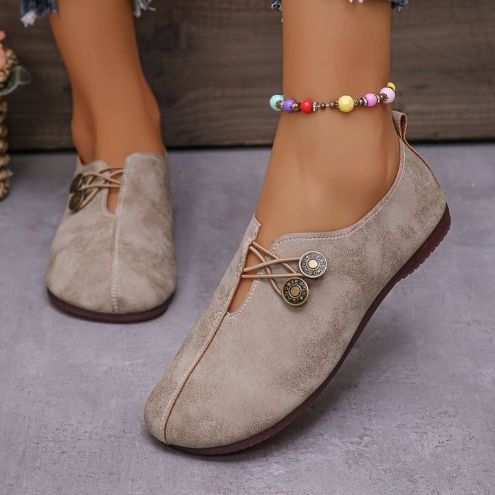 Stylish comfort shoes for women, featuring orthopedic design and arch support.
