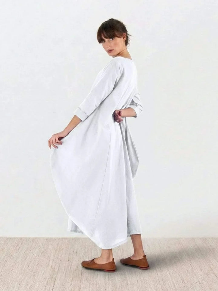 Women's casual oversized maxi dress, 3/4 sleeves, flowy bohemian style, perfect for vacations.