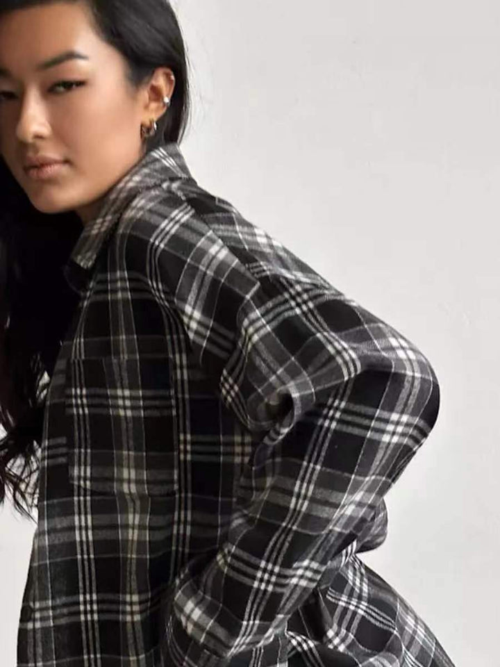 Ladies' fashion checked shirt, long sleeves, button-front, relaxed fit blouse.