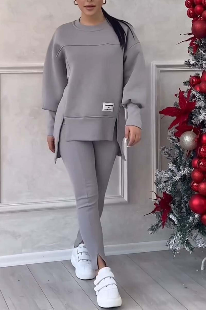 Soft women's oversized loungewear set, featuring a relaxed fit crew neck top & comfortable pull-on pants.