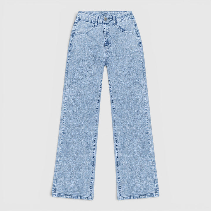 Women's baggy light blue high waist jeans, oversized wide leg denim for stylish work and travel outfits.