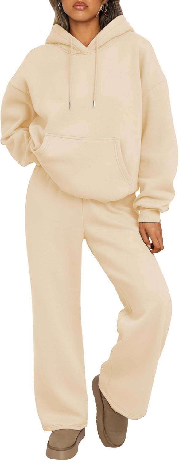Modern casual set for women, featuring a trendy oversized hoodie and slim-fit joggers.